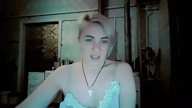 EmmaCat  online show from February 2026 10:47:01 AM