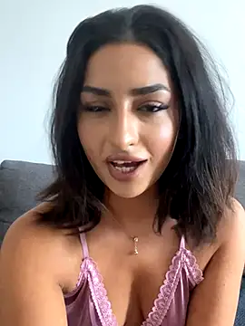 Mia spicyy online show from November 2025 10:14:01 AM