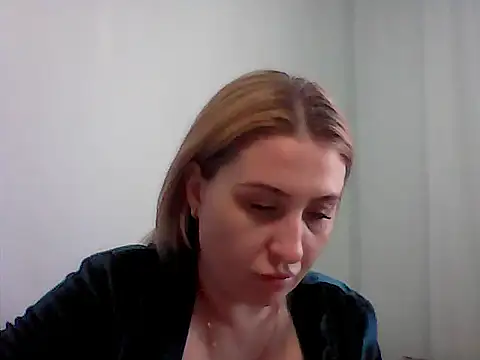 Osyvera online show from September 2025 01:14:02 PM
