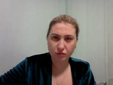 Osyvera online show from October 2025 04:27:01 PM