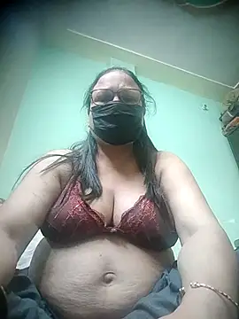 thehotlady online show from September 2025 10:18:02 AM