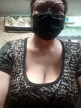 thehotlady online show from February 2026 03:25:01 AM