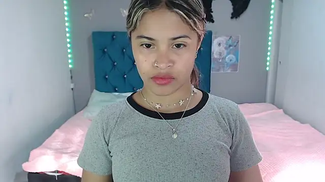 Snapshot of mia_sexgirl chatting on June 2026 12:25:02 PM mia sexgirl online show from June 2026 12:25:02 PM