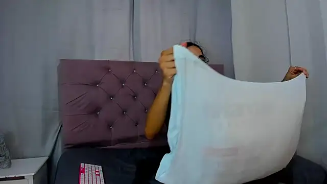 EthanBlackwoodd online show from February 2026 07:50:02 PM