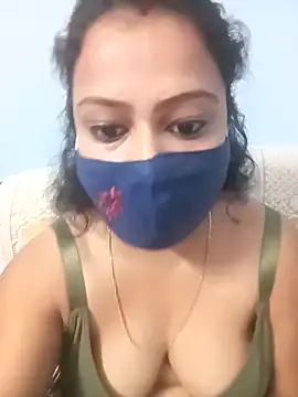 Snapshot of Deliciouskimi chatting on November 2025 11:01:02 AM Deliciouskimi online show from November 2025 11:01:02 AM