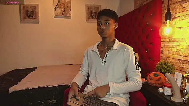 CoffeNaughty nom online show from October 2025 03:18:02 AM