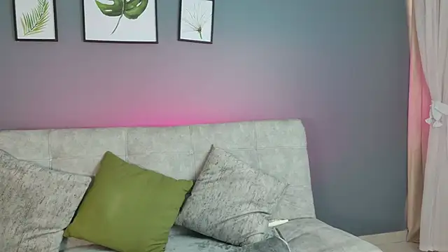 Vicky kittyy online show from April 2026 02:55:01 PM