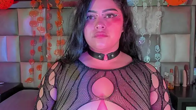 abbiecollins js online show from October 2025 04:37:01 AM