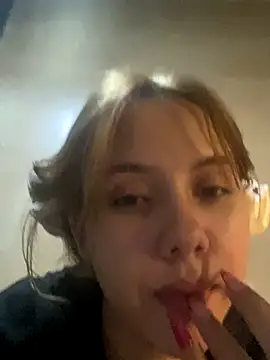 coupleyys online show from December 2025 03:46:02 AM