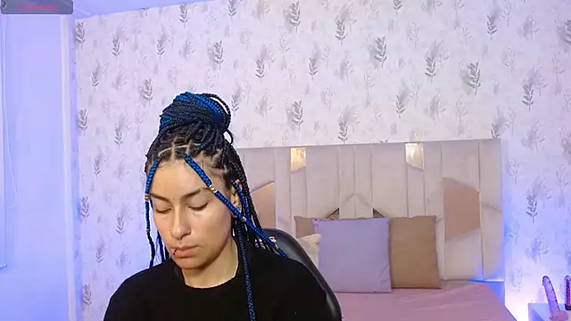 DAKOTA TAY1 online show from October 2025 11:51:02 AM