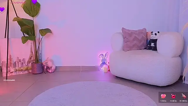 violetssweet online show from October 2025 01:03:01 AM