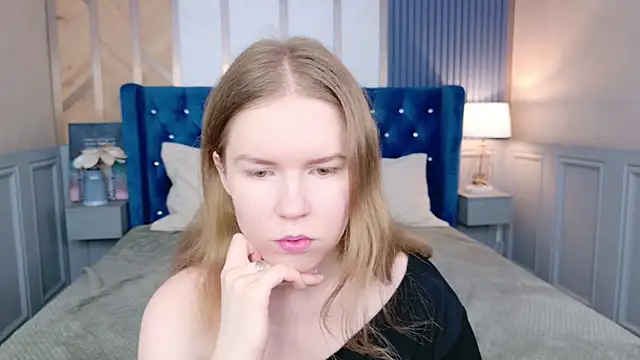 Snapshot of Alida_Brice chatting on April 2026 05:36:01 AM Alida Brice online show from April 2026 05:36:01 AM