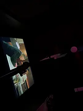 nymphoandthebeast69 online show from January 2026 01:04:01 PM