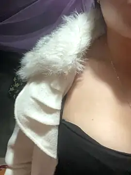 Luna-ass online show from December 2025 09:13:02 PM