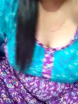 Snapshot of Tamil_Kayal_kutty chatting on March 2026 03:48:02 PM Tamil Kayal kutty online show from March 2026 03:48:02 PM