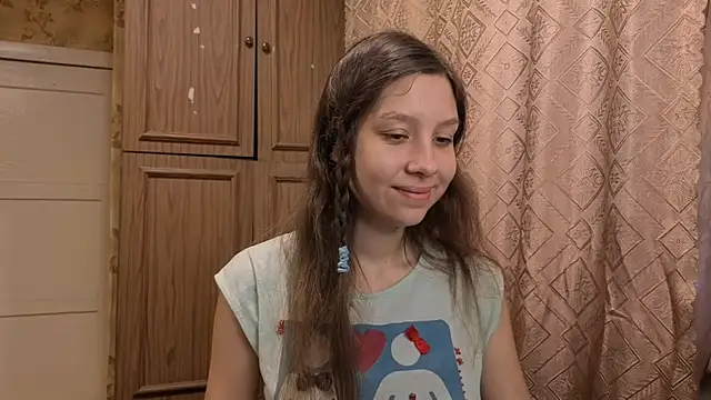 QutieDaSweet online show from November 2025 02:11:02 AM