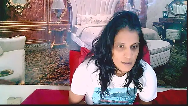 IndianSexcSmyle online show from January 2026 04:00:01 PM