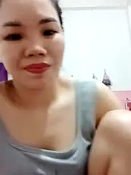 Nyla-a online show from October 2025 10:28:02 PM