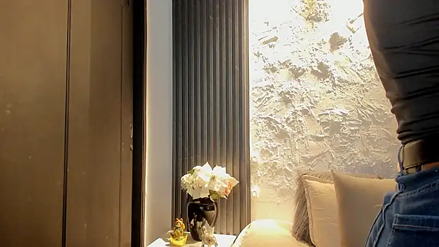 Snapshot of joselin_rouse chatting on February 2026 12:10:02 PM joselin rouse online show from February 2026 12:10:02 PM