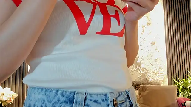 Snapshot of joselin_rouse chatting on March 2026 12:45:02 PM joselin rouse online show from March 2026 12:45:02 PM