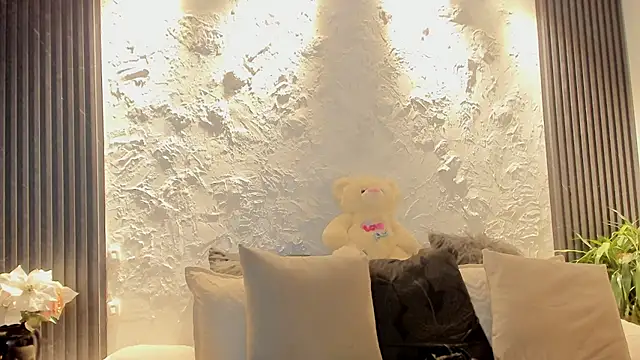 Snapshot of joselin_rouse chatting on March 2026 12:43:01 PM joselin rouse online show from March 2026 12:43:01 PM