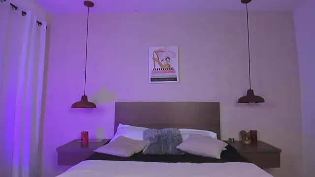 cloehill  online show from December 2025 11:36:02 AM