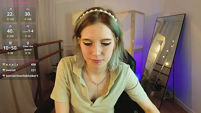 MorgyAsuna  online show from October 2025 01:44:02 AM