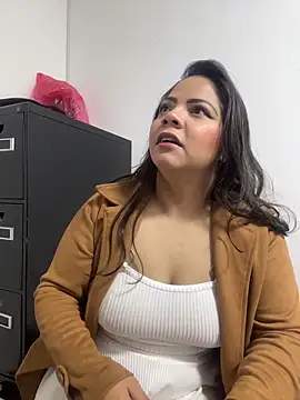 ROUSE SINCLAIR online show from November 2025 03:28:01 AM