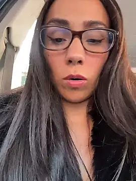 Nicol X online show from January 2026 04:01:01 PM