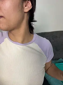 Isabella-Teen online show from December 2025 02:19:01 AM