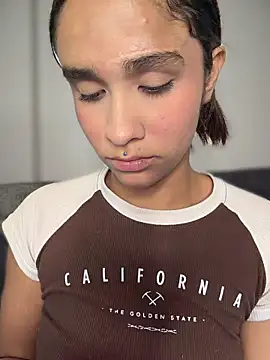 Isabella-Teen online show from March 2026 01:55:02 AM