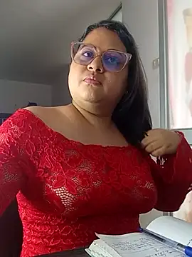 Chiki hot92 online show from November 2025 07:35:02 PM