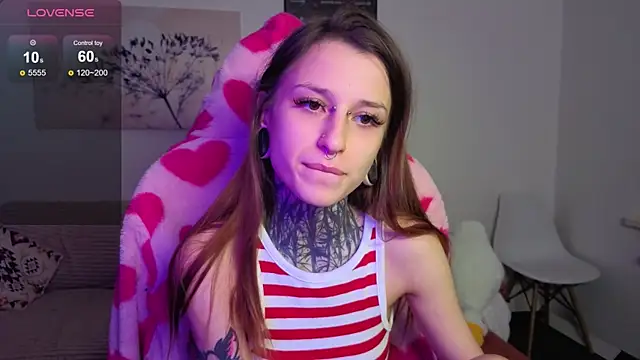 LilithPoison online show from October 2025 06:05:02 PM