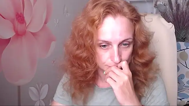 Snapshot of Venus_love1 chatting on June 2026 04:39:02 PM Venus love1 online show from June 2026 04:39:02 PM