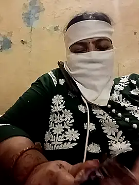 Love-890 online show from October 2025 01:57:02 PM