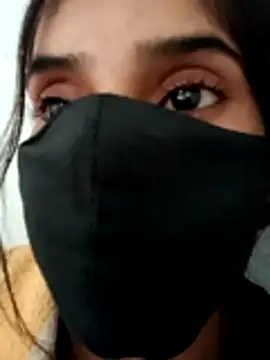 Aaisha-16 online show from November 2025 01:49:02 AM