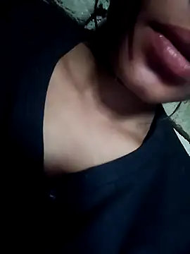 Aaisha-16 online show from March 2026 03:22:01 AM