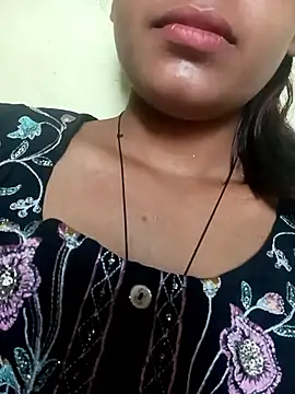 Aaisha-16 online show from May 2026 01:57:16 AM