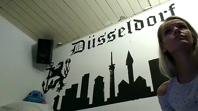 Dark666Sunshine online show from November 2025 04:23:01 PM