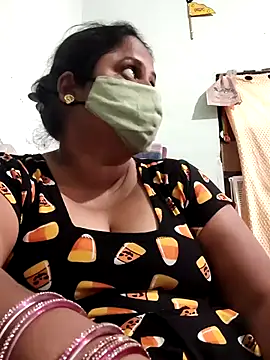 Mmm143 online show from April 2026 10:19:02 AM