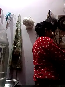 aliya-jaan71 online show from December 2025 04:45:02 PM