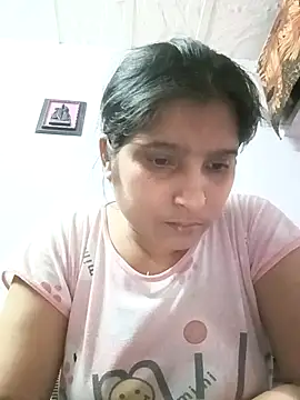 aliya-jaan71 online show from May 2026 01:05:01 PM