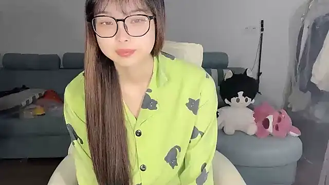 Akong11 online show from February 2026 04:32:01 AM