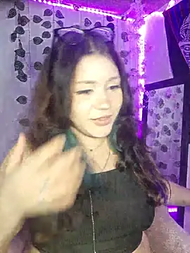 MegXo online show from December 2025 06:53:01 AM