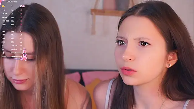 GabrielleLynchard online show from November 2025 08:24:02 PM