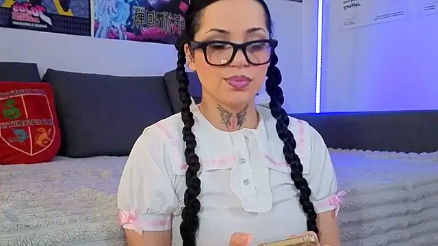 KiraQuinn1 online show from March 2026 02:56:01 PM