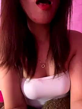 Moon pusy online show from November 2025 03:23:02 PM