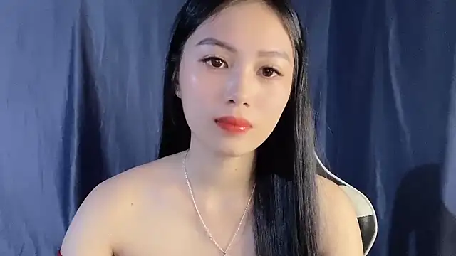 Snapshot of Lyly4757 chatting on September 2025 09:05:02 PM Lyly4757 online show from September 2025 09:05:02 PM