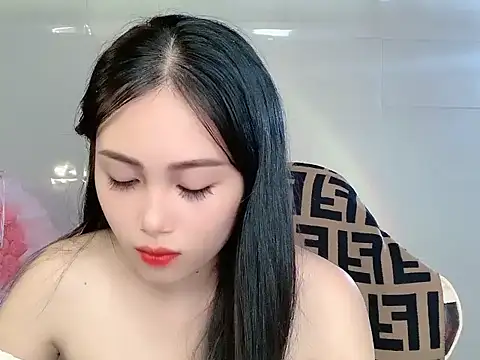 Snapshot of Lyly4757 chatting on October 2025 08:05:02 AM Lyly4757 online show from October 2025 08:05:02 AM