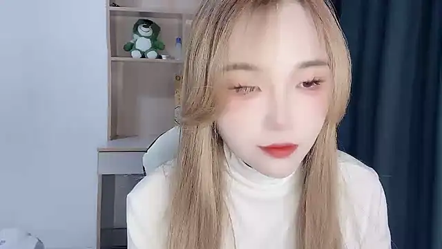 Snapshot of W-Sunflower chatting on October 2025 05:41:02 AM W-Sunflower online show from October 2025 05:41:02 AM